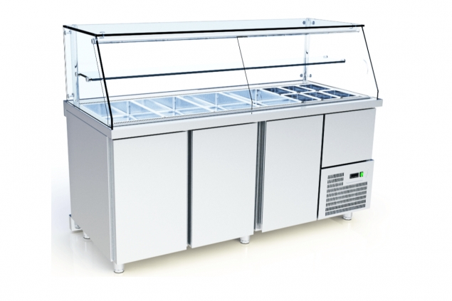 REFRIGERATED DISPLAY FOR SALADS WITH 3 &amp; 1/2 DOORS